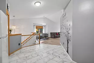 8827 Coffman Path, Inver Grove Heights, MN 55076 - Photo 5