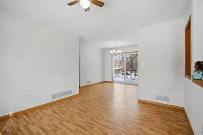 323 Mower Place, Owatonna, MN 55060 - Photo 5