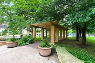 225 9th Street E, Saint Paul, MN 55101 - Photo 33