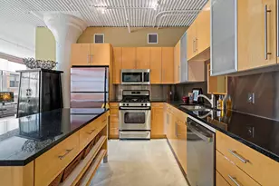 225 9th Street E, Saint Paul, MN 55101 - Photo 7