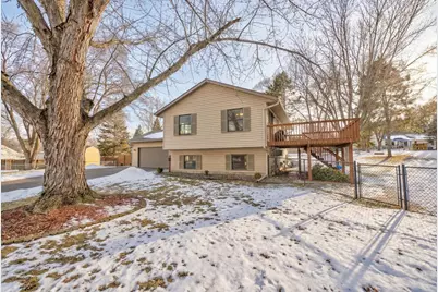 811 Fox Tree Lane N, Hudson, WI 54016 - Photo 13