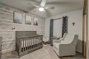 811 Fox Tree Ln N, Hudson, WI 54016 - Photo 9