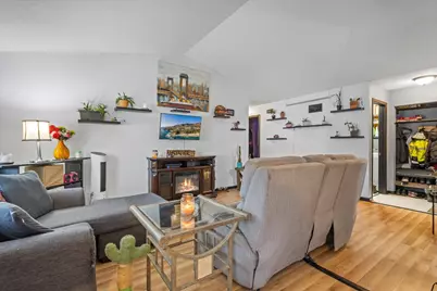 4040 Maureen Drive NE #202, Columbia Heights, MN 55421 - Photo 3