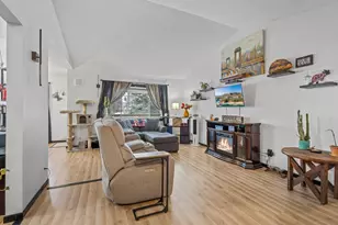 4040 Maureen Dr NE, Columbia Heights, MN 55421 - Photo 3