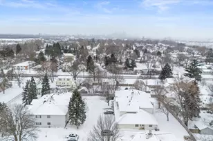 4040 Maureen Dr NE, Columbia Heights, MN 55421 - Photo 25