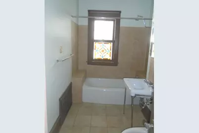 1048 Linwood Avenue, Saint Paul, MN 55105 - Photo 7