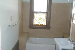 1048 Linwood Ave, Saint Paul, MN 55105 - Photo 7