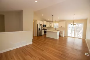 1105 2nd St SE, Faribault, MN 55021 - Photo 5