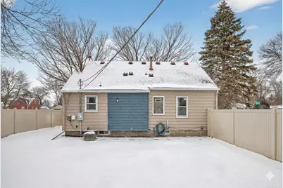 6046 Emerson Avenue N, Brooklyn Center, MN 55430 - Photo 19