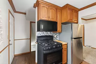 6046 Emerson Ave N, Brooklyn Center, MN 55430 - Photo 7