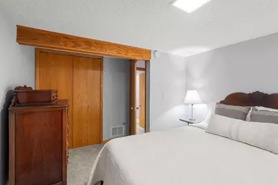 8800 10th Avenue S, Bloomington, MN 55420 - Photo 39