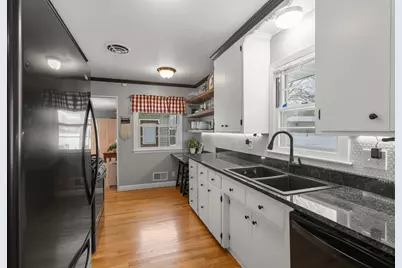 8800 10th Avenue S, Bloomington, MN 55420 - Photo 21