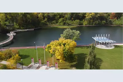 1733 Oak Creek Pass, Chaska, MN 55318 - Photo 41