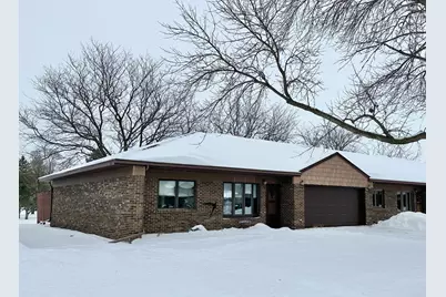1850 Lakewood Avenue, Albert Lea, MN 56007 - Photo 1