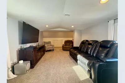 301 Dale Street SW, Hutchinson, MN 55350 - Photo 23