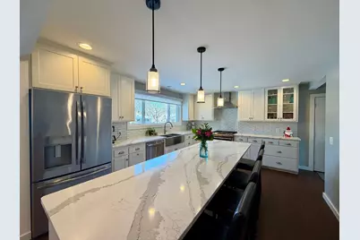 301 Dale Street SW, Hutchinson, MN 55350 - Photo 5