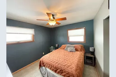 519 N Van Buren Avenue, Springfield, MN 56087 - Photo 21