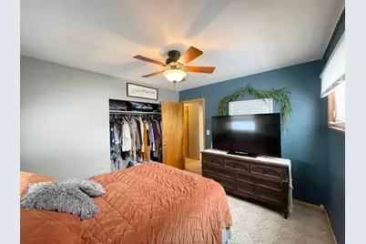 519 N Van Buren Avenue, Springfield, MN 56087 - Photo 23