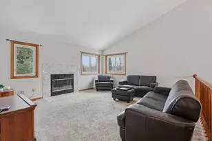 2212 Ariel St N, North Saint Paul, MN 55109 - Photo 7