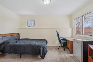 2212 Ariel St N, North Saint Paul, MN 55109 - Photo 33