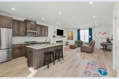 8612 Kenyon Court NE #C, Blaine, MN 55449 - Photo 7