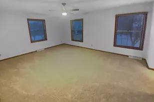 8906 138th Street Ct, Apple Valley, MN 55124 - Photo 23