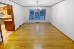 8906 138th Street Ct, Apple Valley, MN 55124 - Photo 15