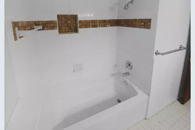 8906 138th Street Court, Apple Valley, MN 55124 - Photo 21