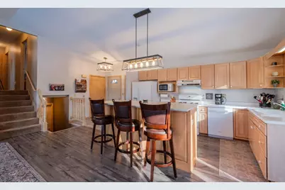 2100 Taylor Court, Northfield, MN 55057 - Photo 7