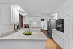 2404 Hayes Ct, Burnsville, MN 55337 - Photo 5