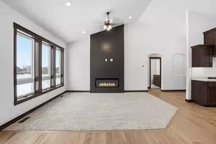 906 Acorn Ct, Kinnickinnic Twp, WI 54016 - Photo 19