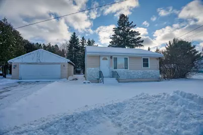 15 E 3rd Avenue S, Aurora, MN 55705 - Photo 1