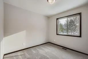 510 Lois Ln, Lino Lakes, MN 55014 - Photo 5