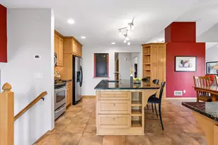 1731 Oakways St, Minnetonka, MN 55391 - Photo 19