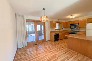 967 Chalet Dr NW, Rochester, MN 55901 - Photo 5