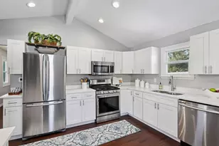 1504 Traymore Rd, Hopkins, MN 55305 - Photo 7