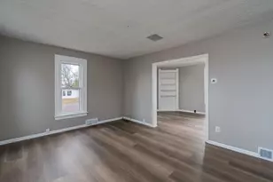 606 Smith St NE, Mapleton, MN 56065 - Photo 9