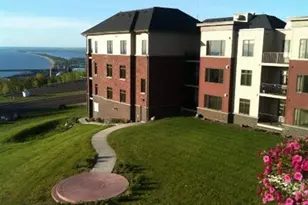 1126 Mesaba Ave, Duluth, MN 55811 - Photo 1