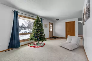 845 3rd Ave NW, Plainview, MN 55964 - Photo 15