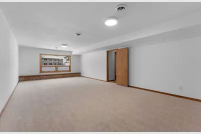 845 3rd Avenue NW, Plainview, MN 55964 - Photo 9