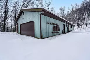 2548 Woodhaven Rd, Eau Claire, WI 54703 - Photo 3