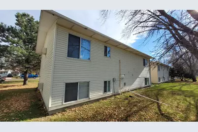 910-912 32nd Street N, Fargo, ND 58102 - Photo 3