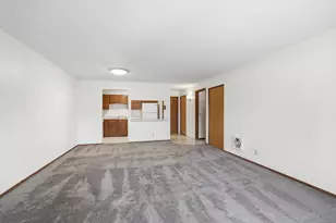 10441 Greenbrier Rd, Minnetonka, MN 55305 - Photo 3