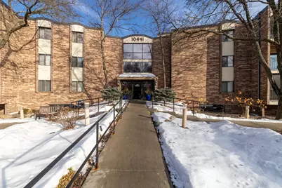 10441 Greenbrier Road #120, Minnetonka, MN 55305 - Photo 1