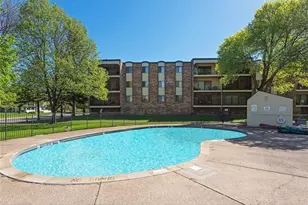 10441 Greenbrier Rd, Minnetonka, MN 55305 - Photo 17