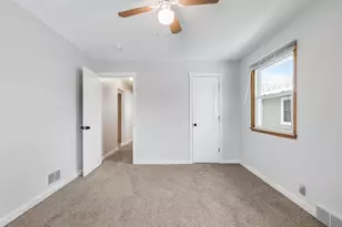 3279 Library Ln, Saint Louis Park, MN 55426 - Photo 21