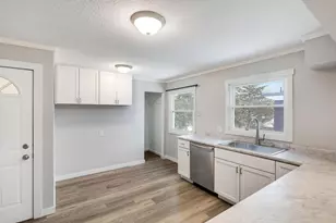 3279 Library Ln, Saint Louis Park, MN 55426 - Photo 5