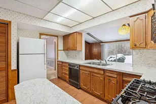 2470 Beverly Rd, Saint Paul, MN 55104 - Photo 11