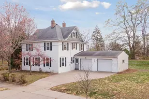 2470 Beverly Rd, Saint Paul, MN 55104 - Photo 3