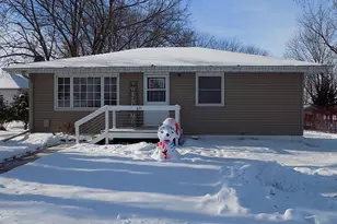 631 10th St, Lafayette, MN 56054 - Photo 3